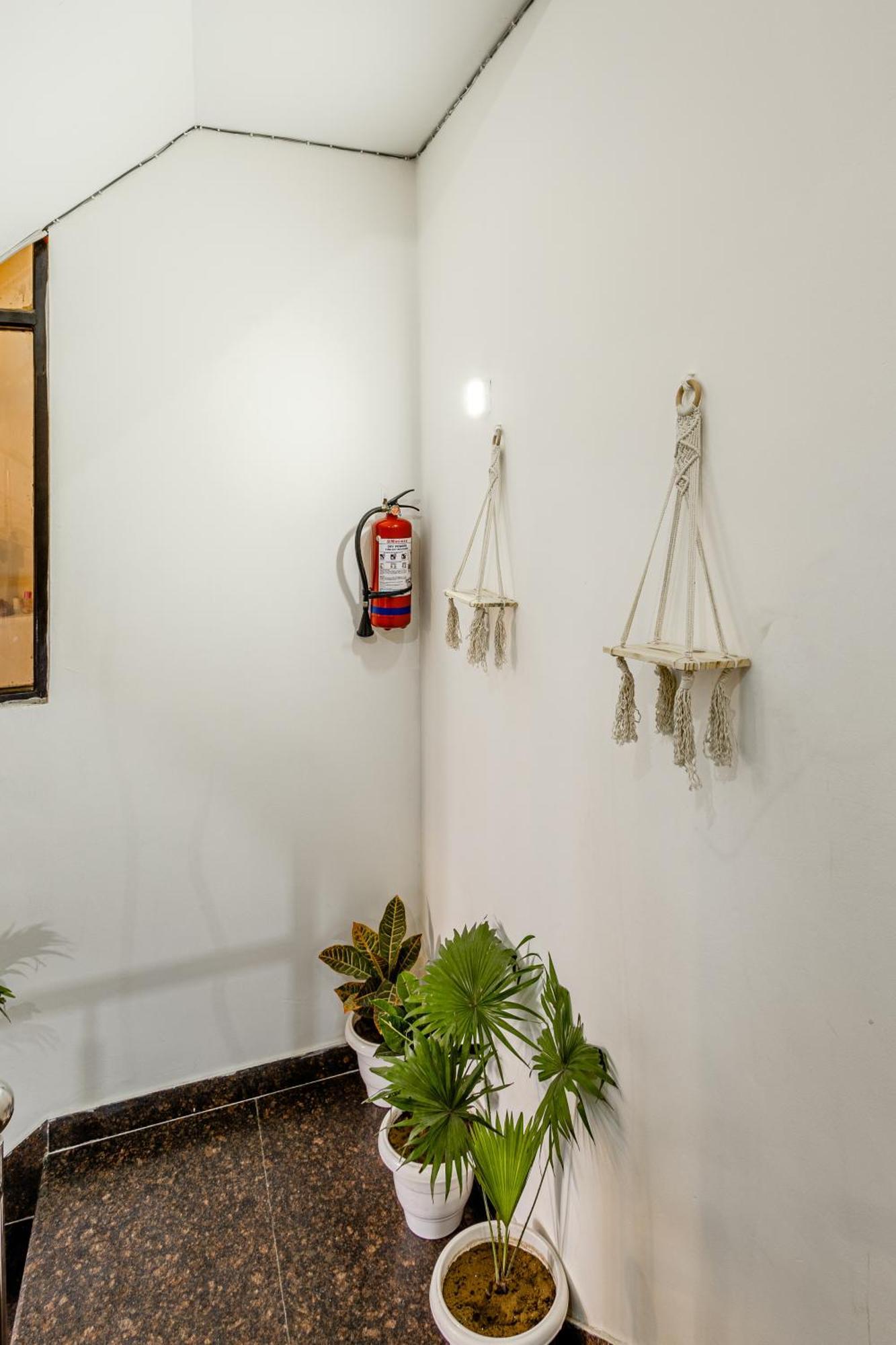 Lime Tree Service Apartment Golf Course Road, Γκουργκάον Εξωτερικό φωτογραφία