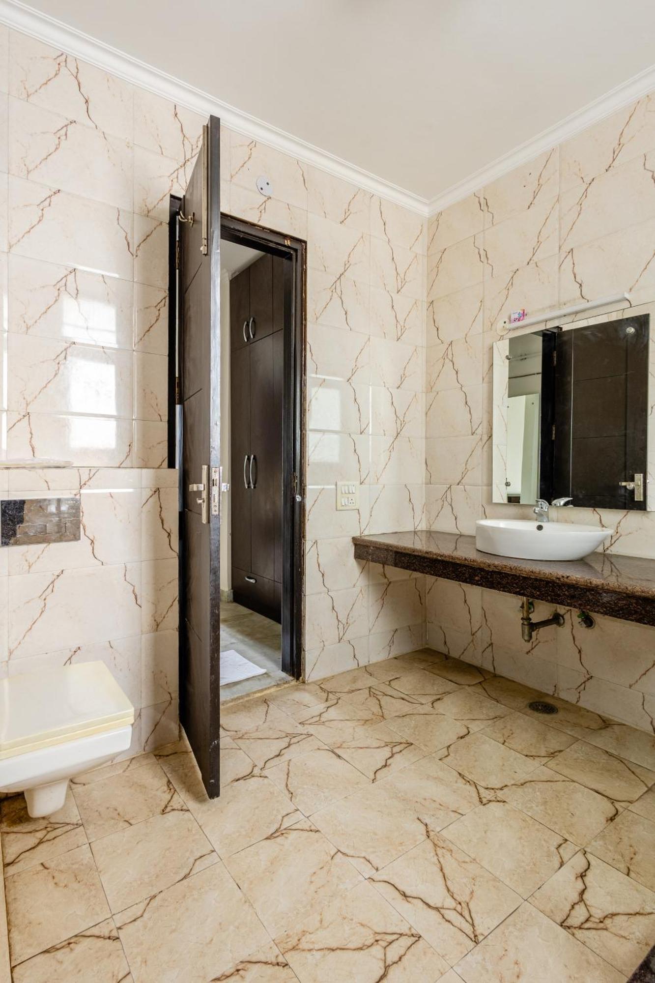 Lime Tree Service Apartment Golf Course Road, Γκουργκάον Εξωτερικό φωτογραφία